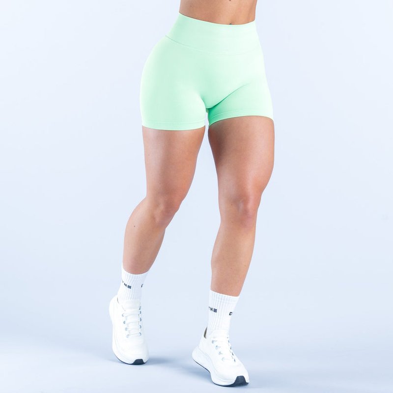 Dynamic Shorts | 4.5"