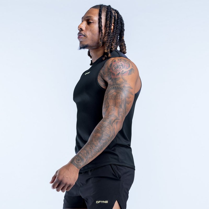 Unbound Tank